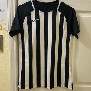 Black and white Striped Nike dry fit top. NWOT